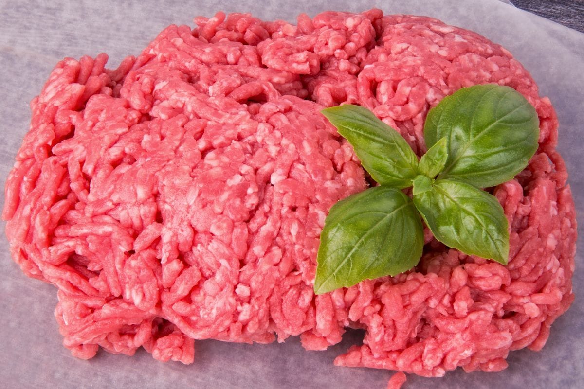 My Ground Beef Smells Like Eggs Can I Still Eat It? Full Guide