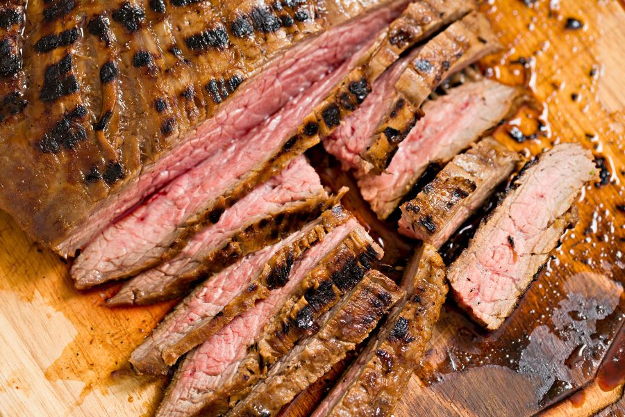 flat iron steak vs flank steak