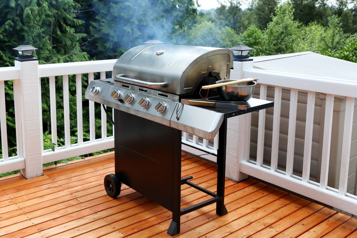 Best Grill For Apartment Balcony The 7 Select Models! [2024 Update]