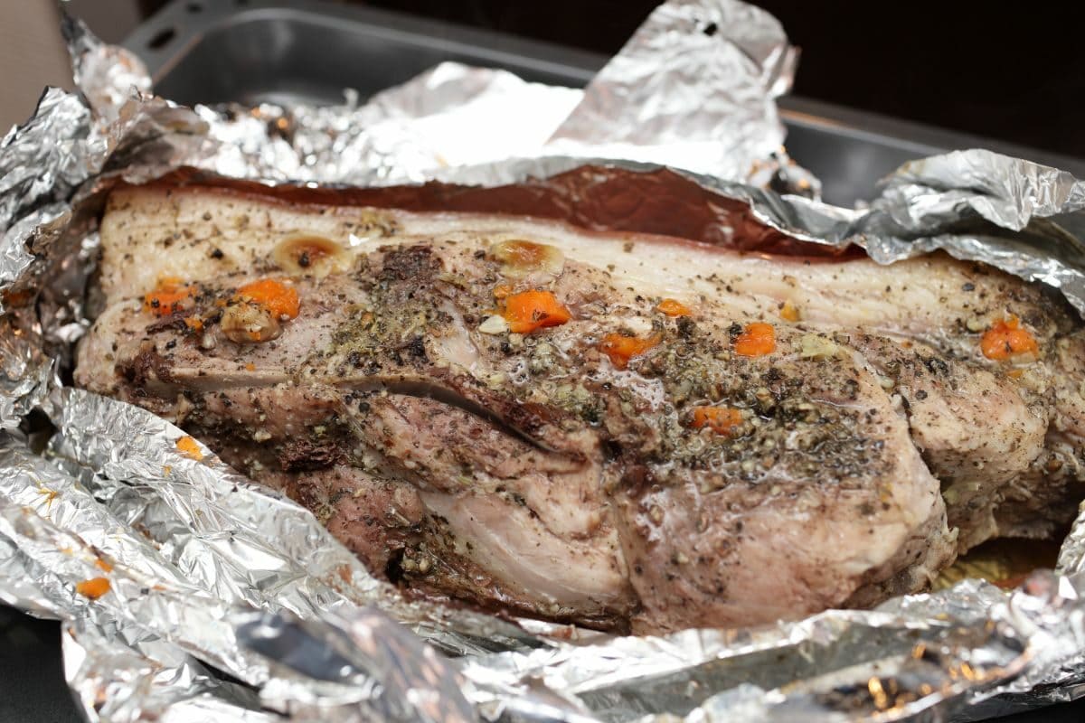 Baking of Pork Shoulder in Foil