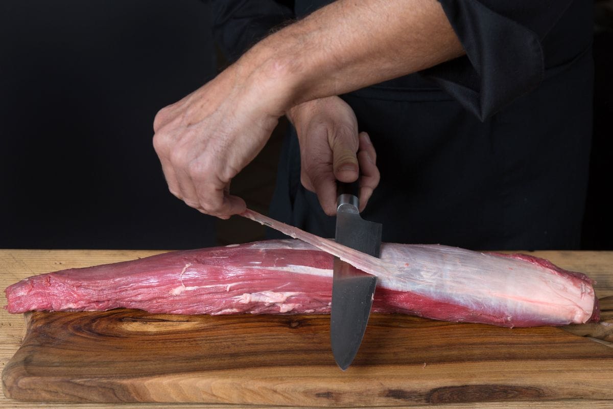 how to cut a beef tenderloin