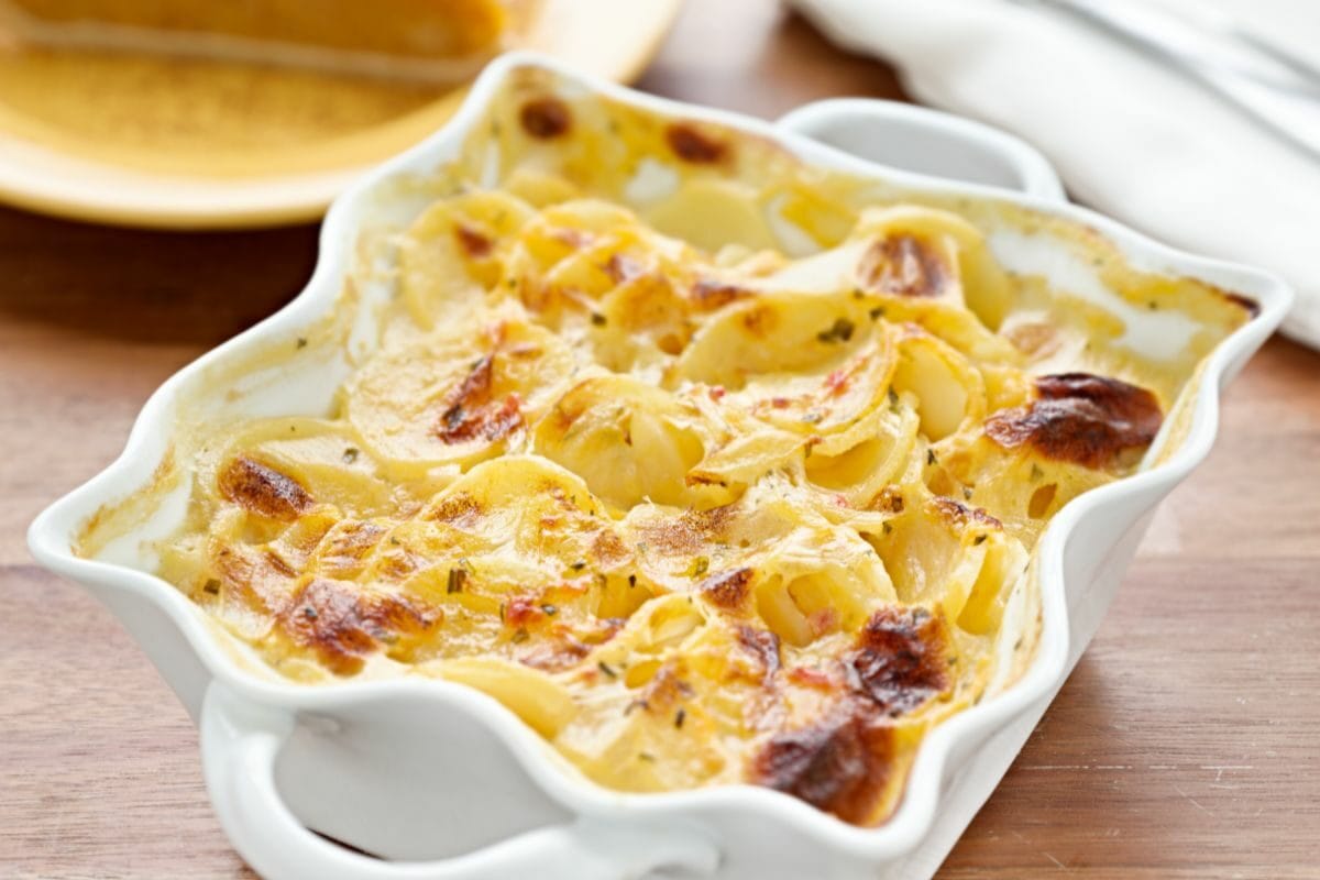 Flavorful Tender scalloped Potatoes